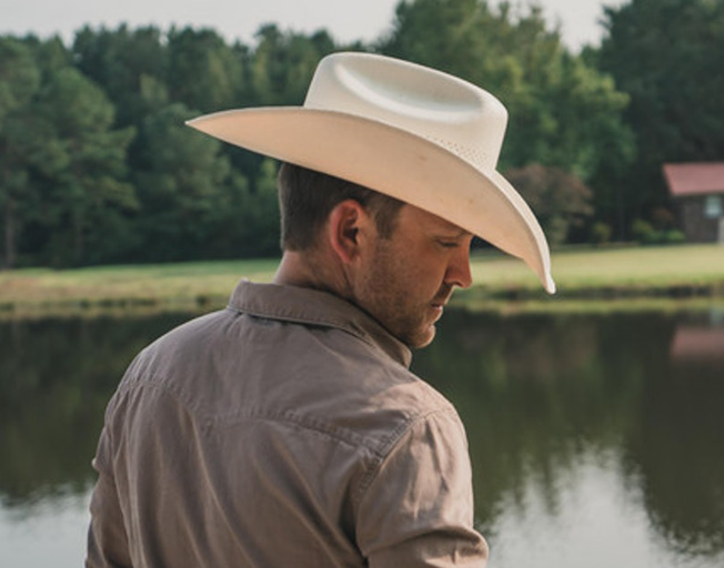 Justin Moore (Photo courtesy of BMLG)