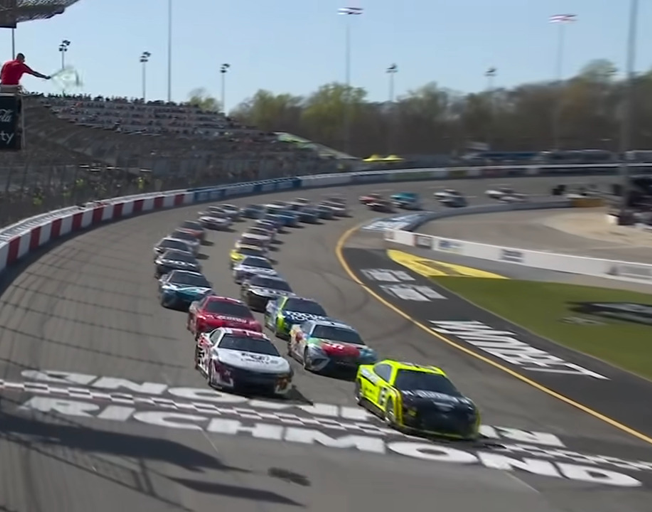 Start of 2022 Toyota Owners 400 at Richmond Raceway 04-03-22